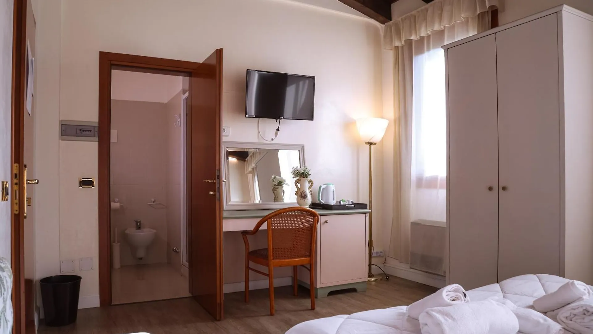 Hotel Villa Sara Mestre