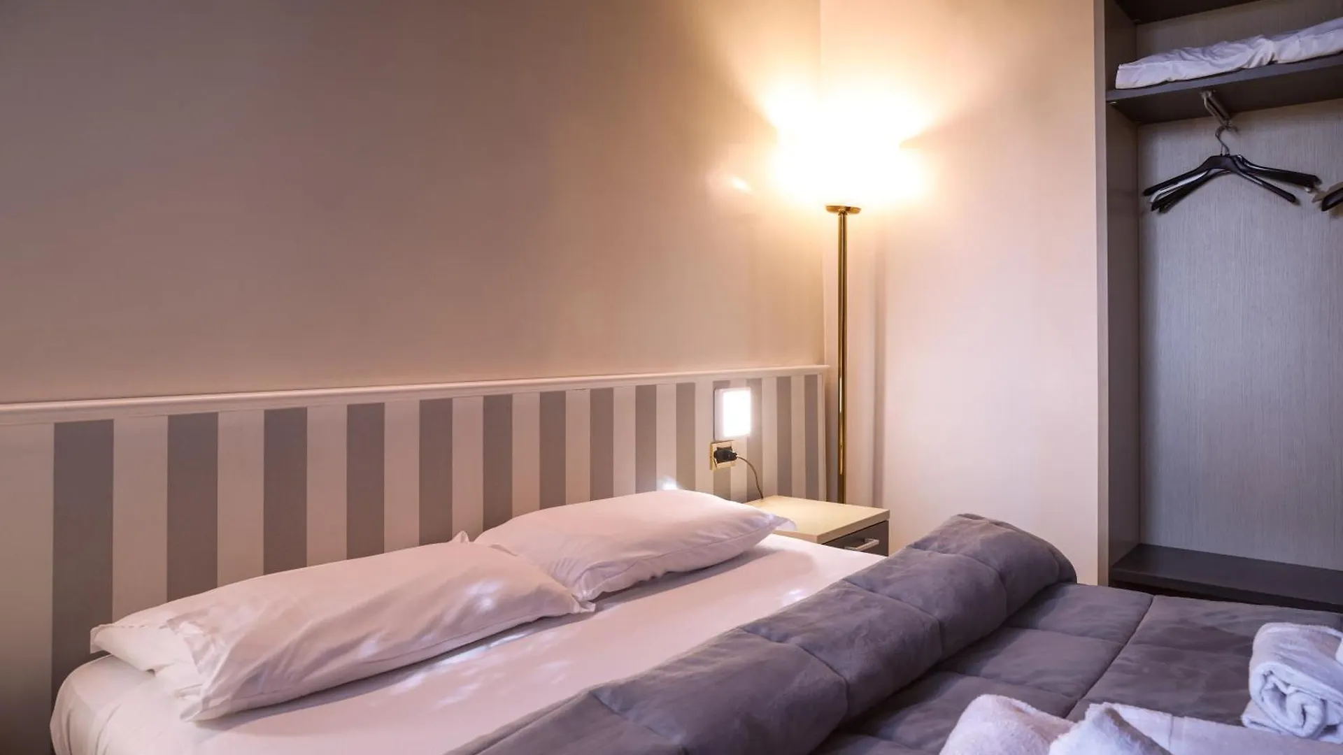 Hotel Villa Sara Mestre