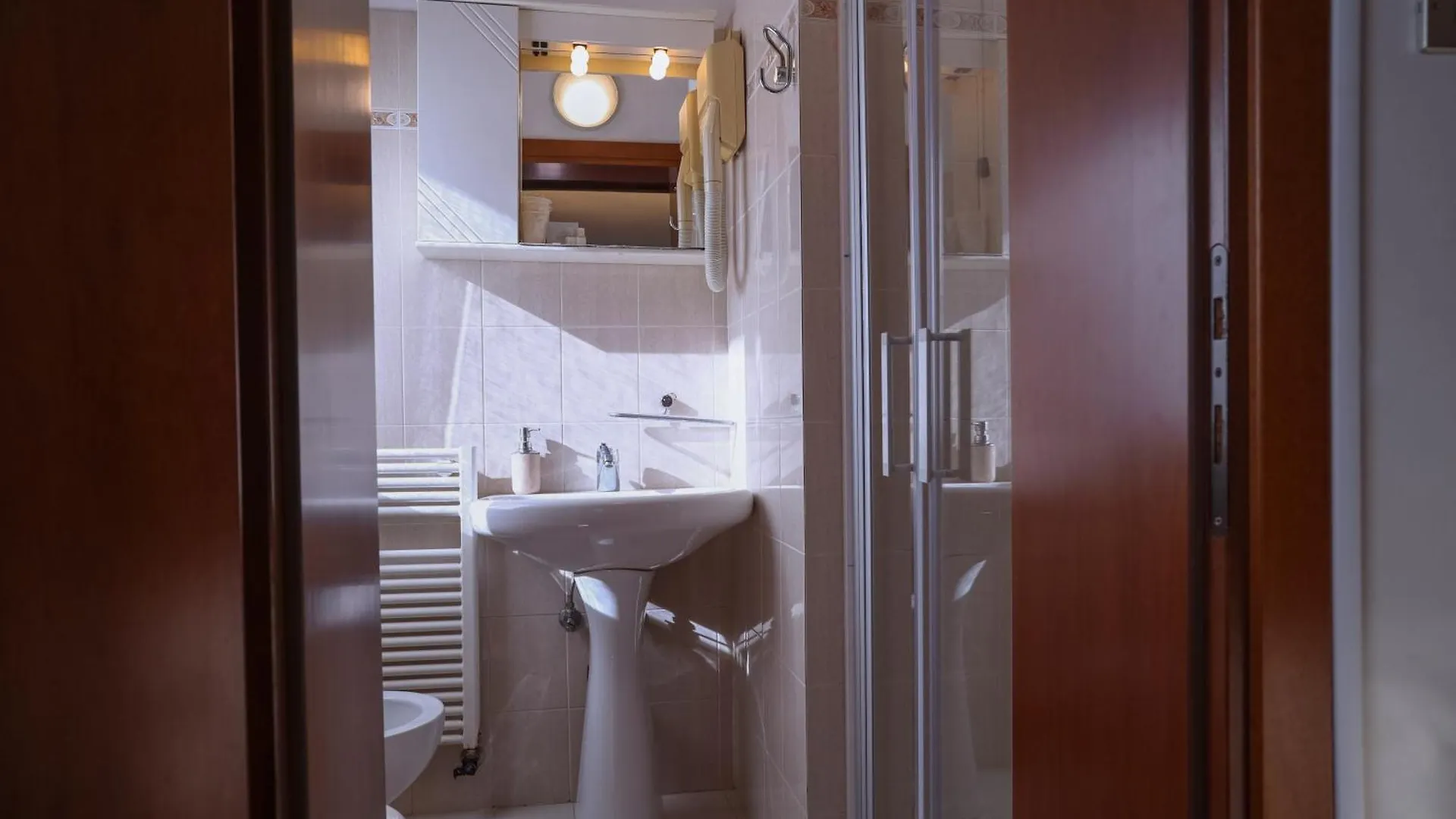 Hotel Villa Sara Mestre