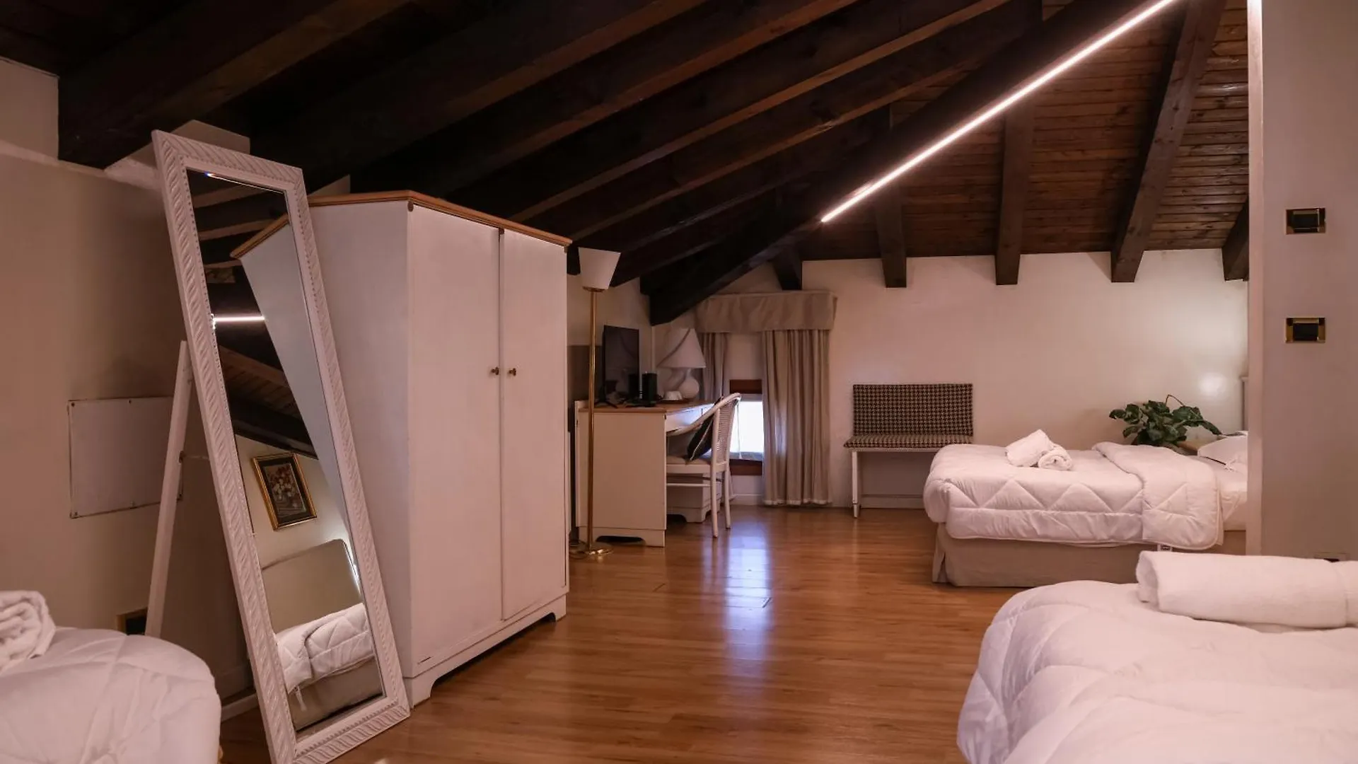 Hotel Villa Sara Mestre 3*,  Italy